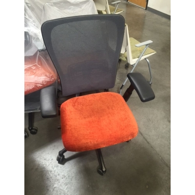 Haworth Zody task chair 